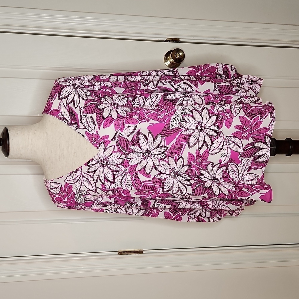 Adrienne Serena Fuchsia White Floral Top Size L NWT